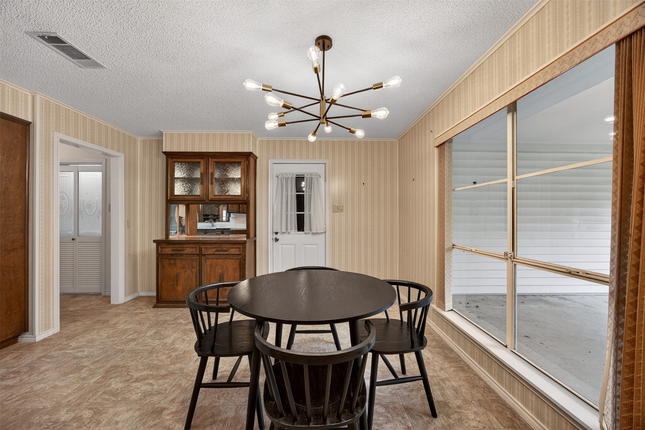 2907 Glasgow Drive Arlington TX 76015