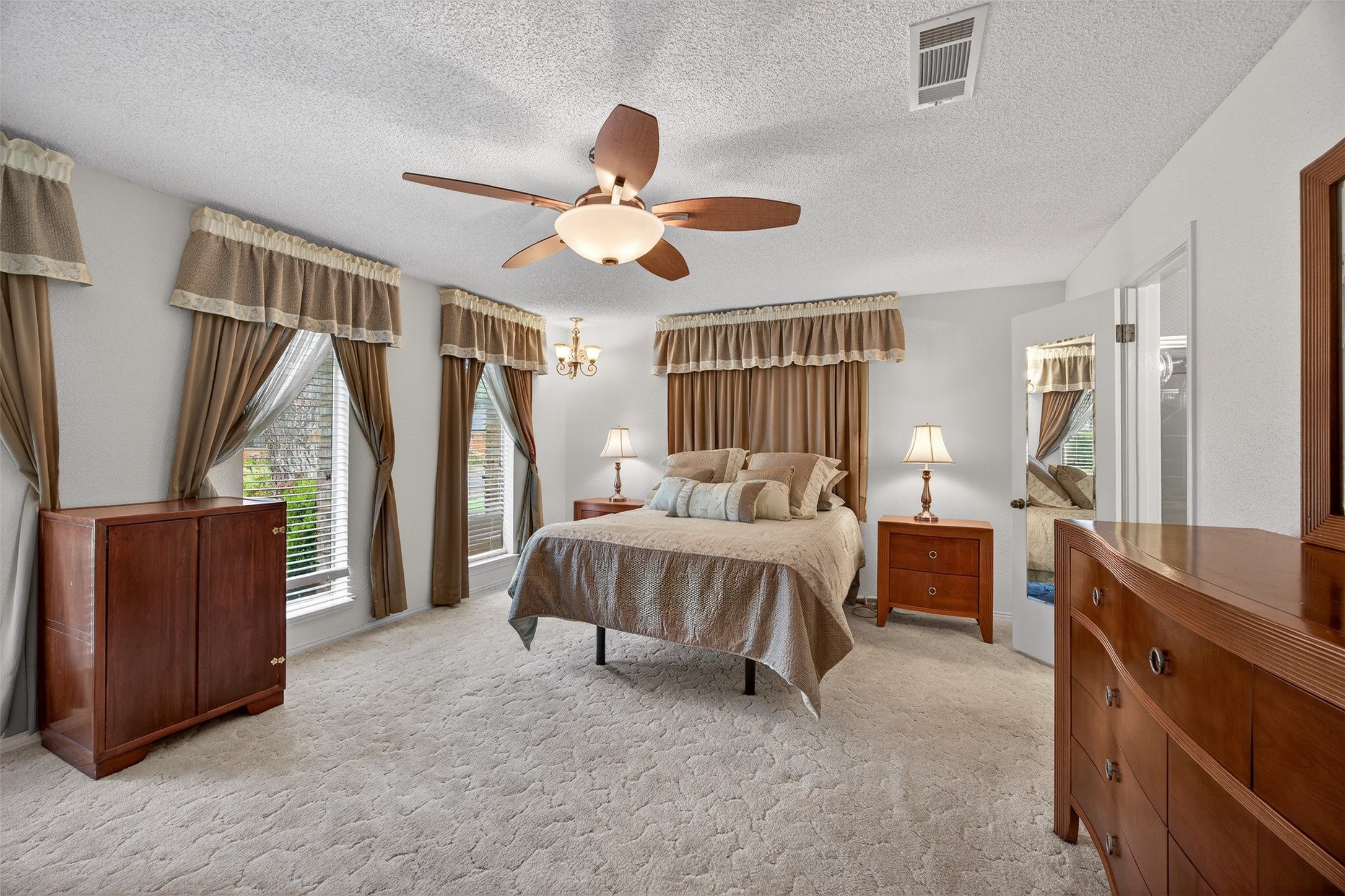 2907 Glasgow Drive Arlington TX 76015
