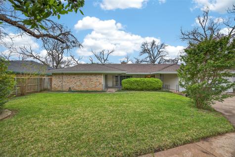 2907 Glasgow Drive Arlington TX 76015