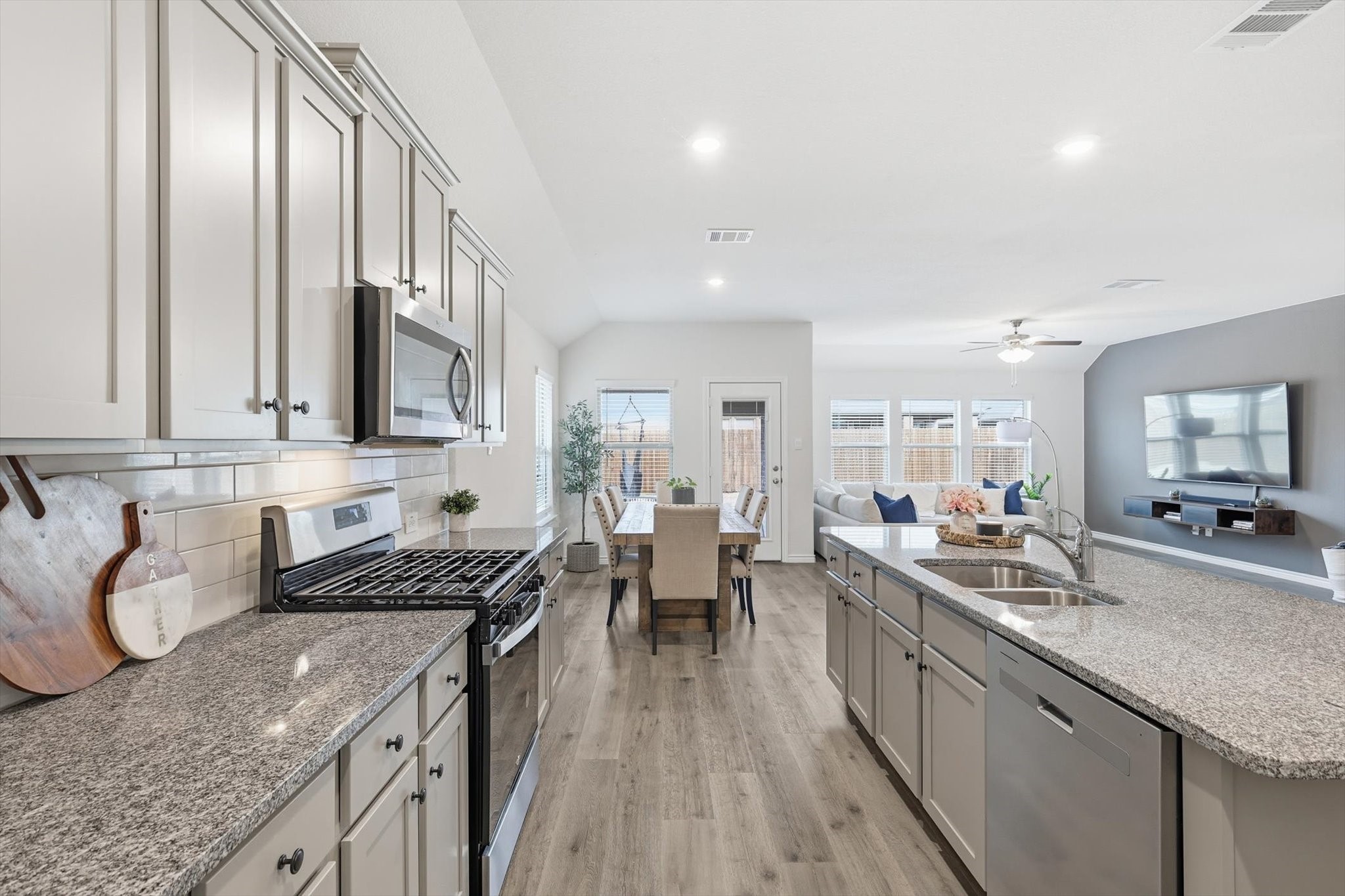2933 Pinecrest Drive Aubrey TX 76227