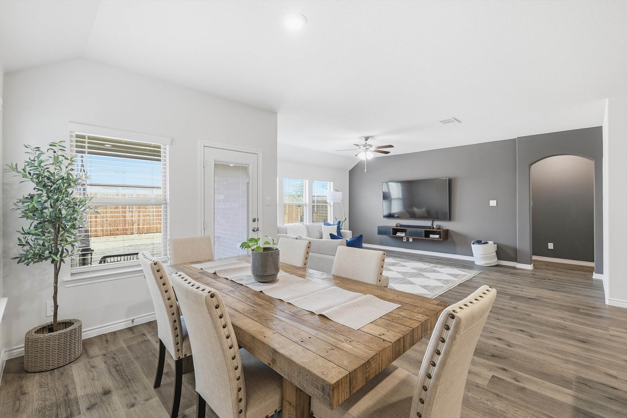 2933 Pinecrest Drive Aubrey TX 76227