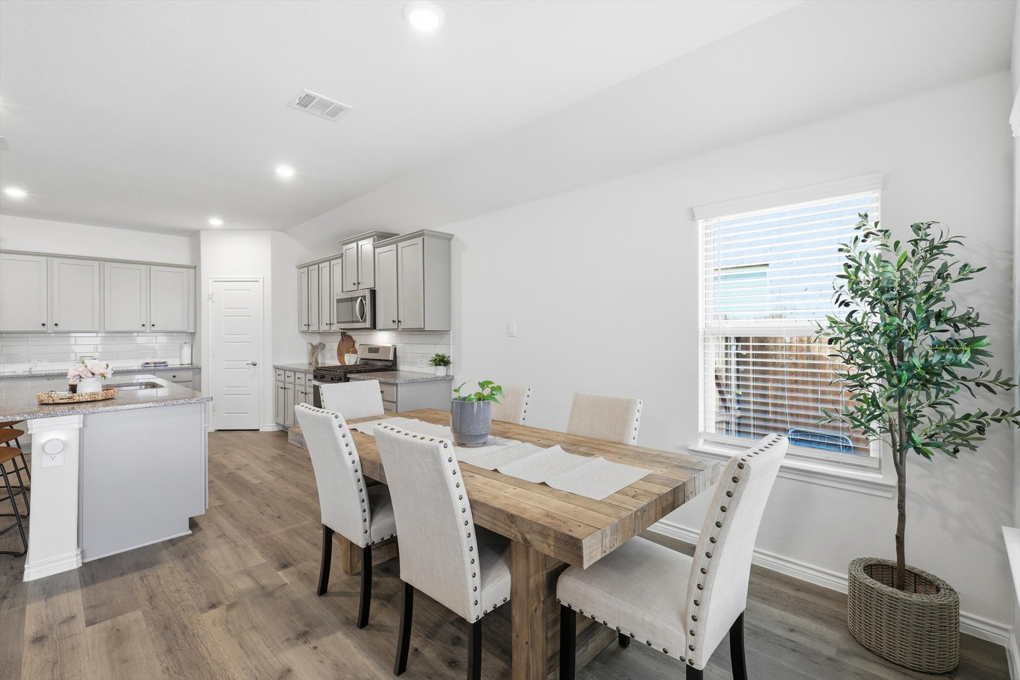 2933 Pinecrest Drive Aubrey TX 76227