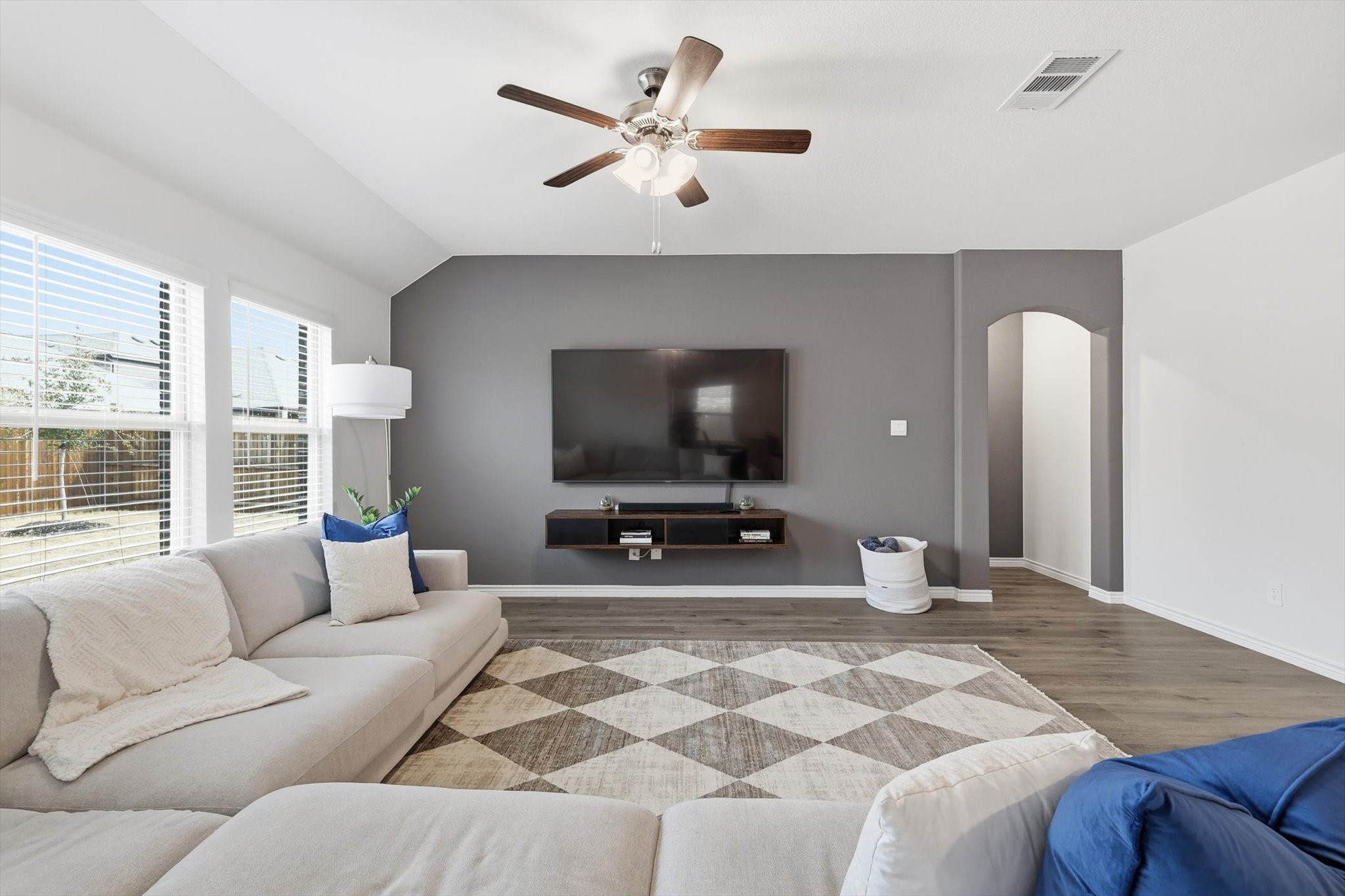 2933 Pinecrest Drive Aubrey TX 76227