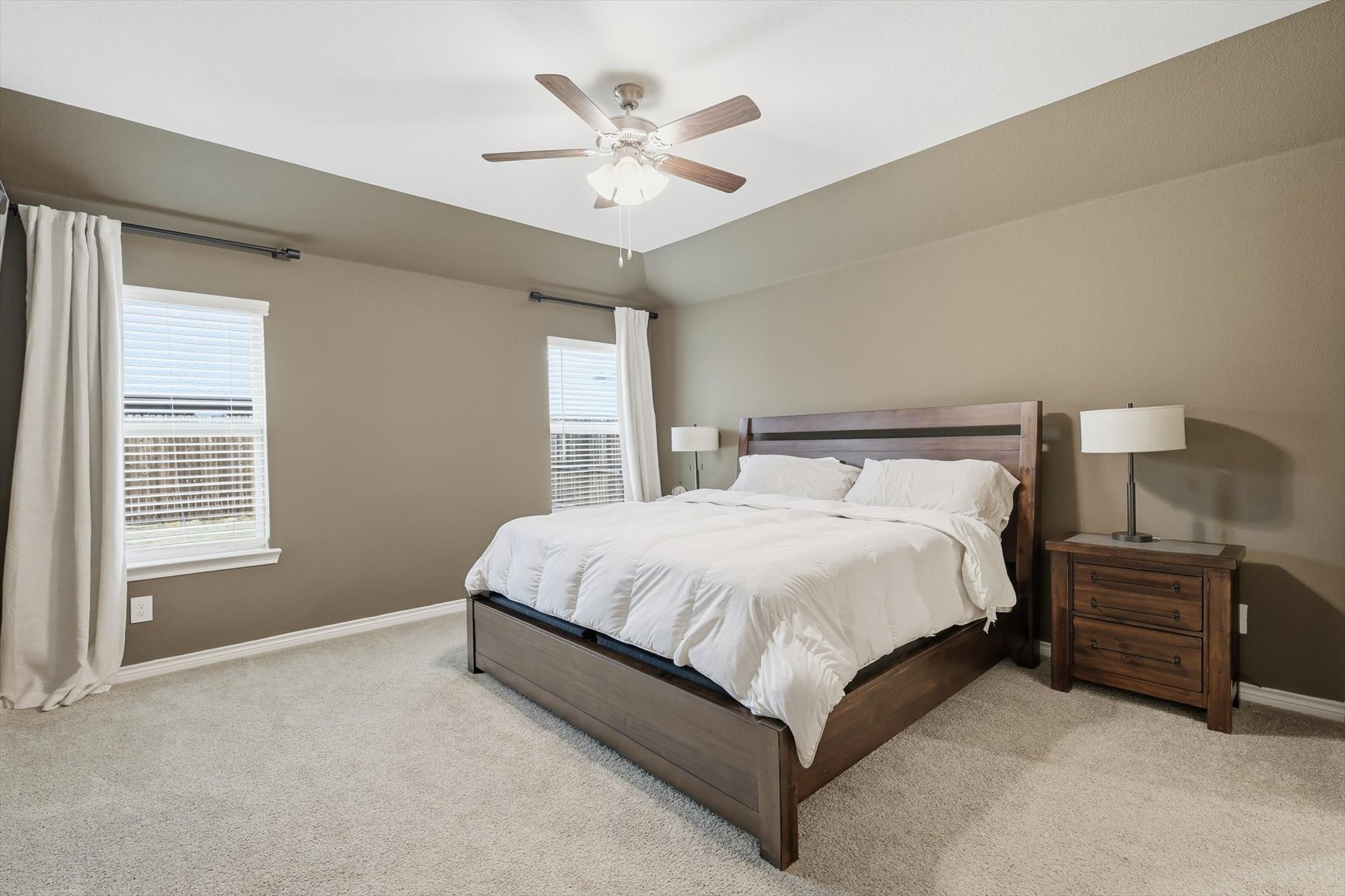 2933 Pinecrest Drive Aubrey TX 76227