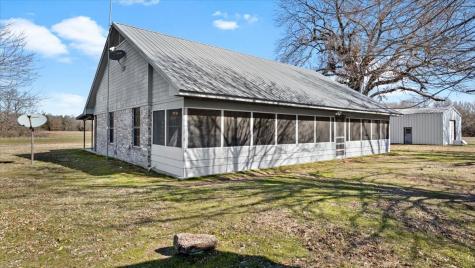 1223 County Road 2310 Telephone TX 75488