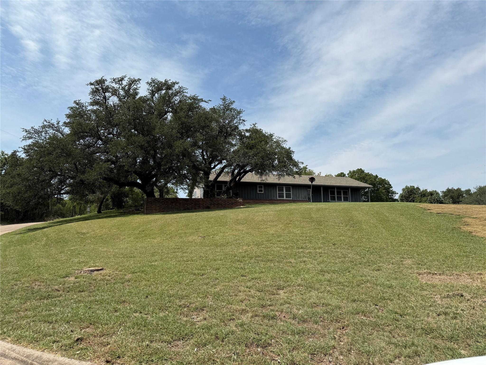1320 Scotland Avenue Azle TX 76020