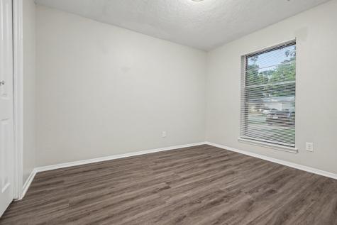 1321 N 7th Street Conroe TX 77301