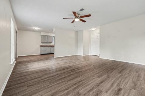 1321 N 7th Street Conroe TX 77301