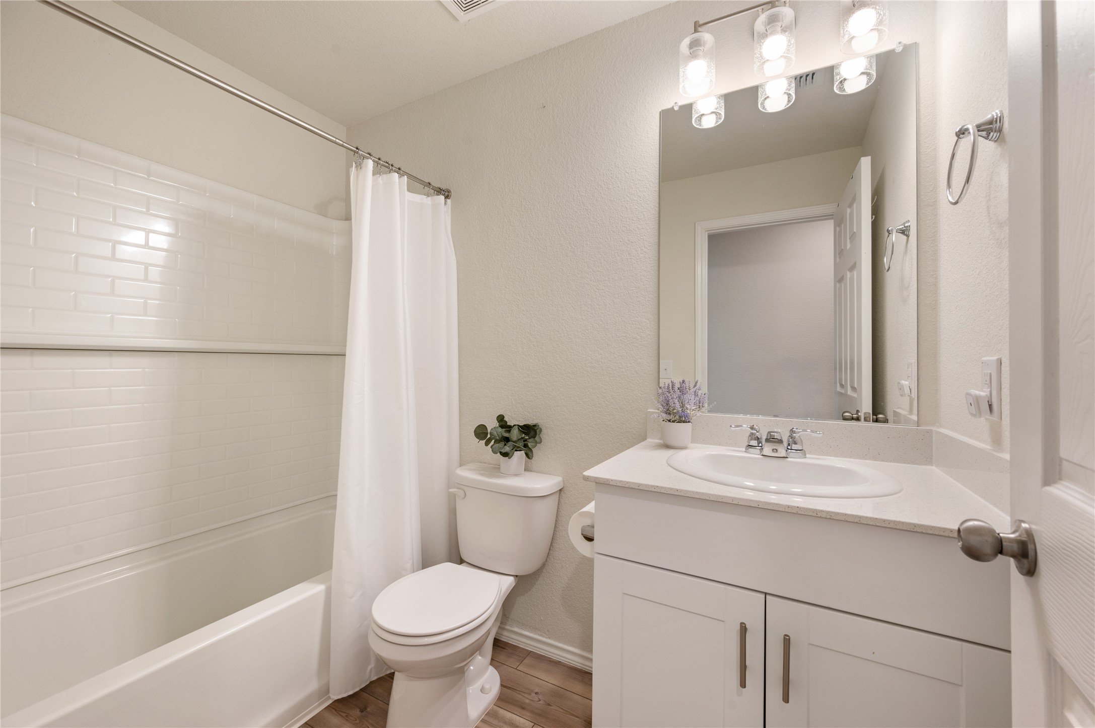 945 Shire Avenue Haslet TX 76052