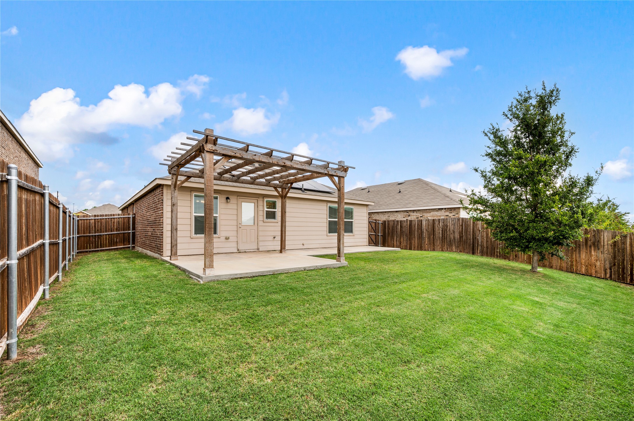 945 Shire Avenue Haslet TX 76052