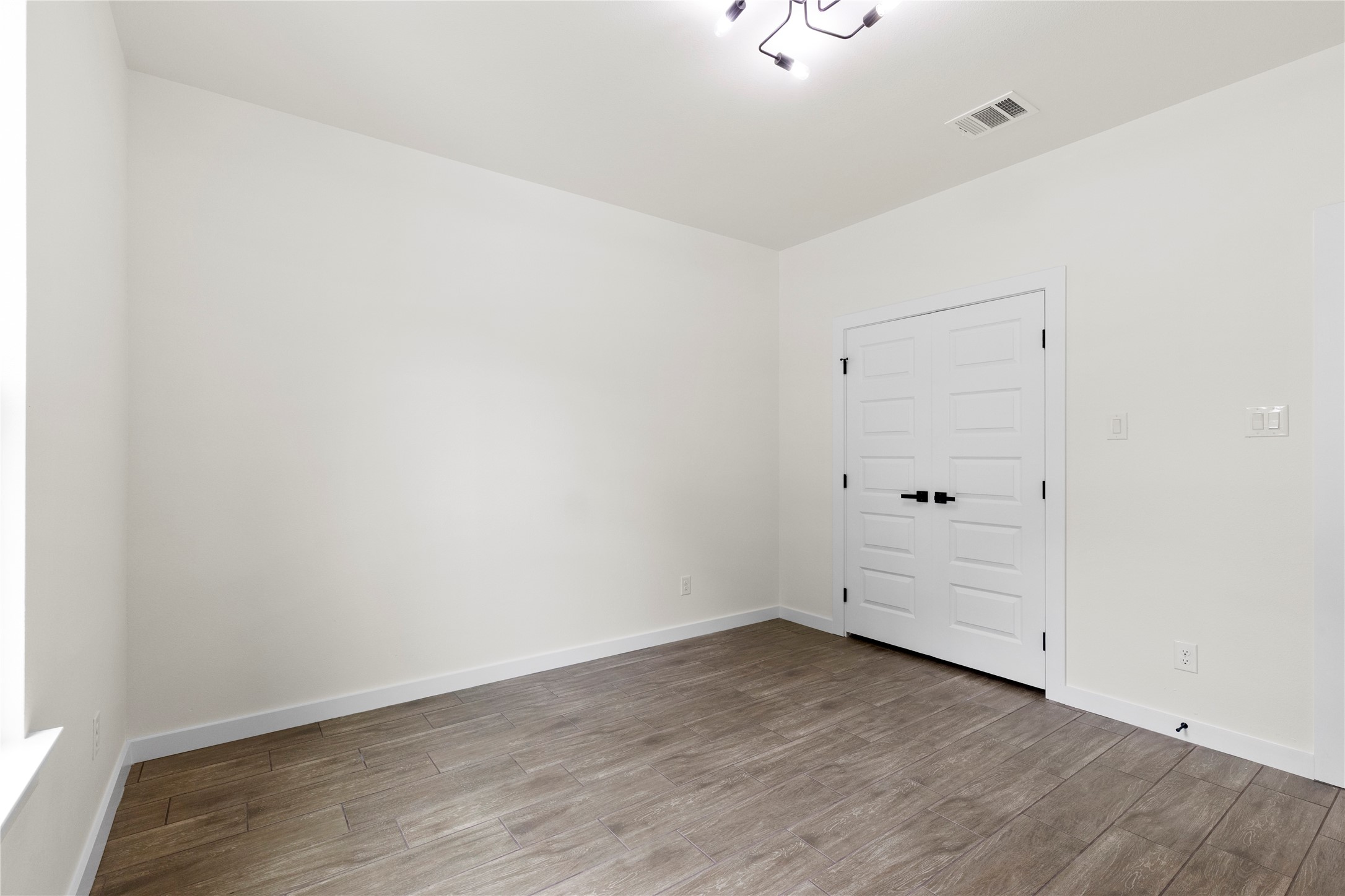 1005 Cornelia Street Greenville TX 75401