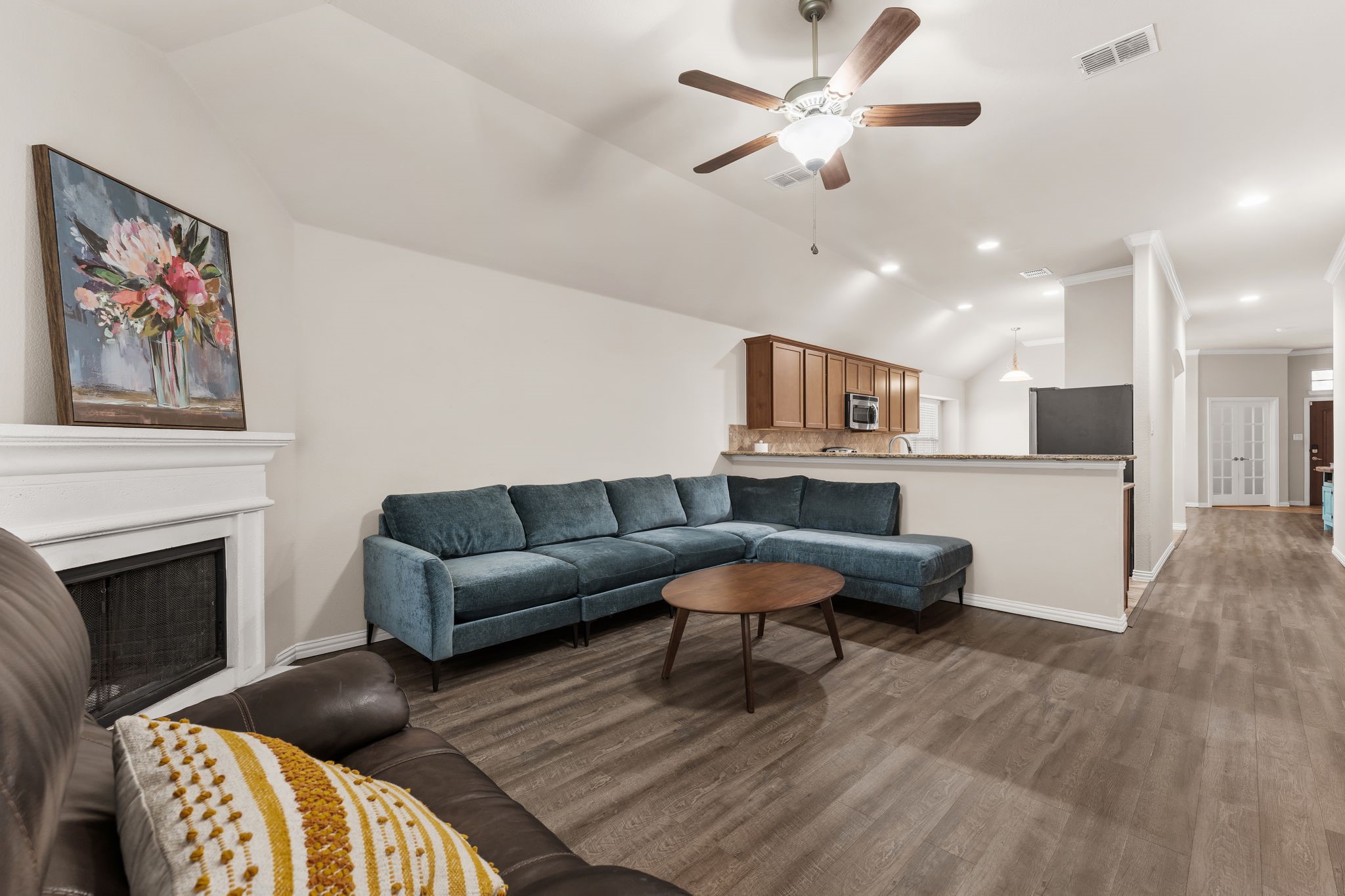1341 Hearthstone Drive Burleson TX 76028