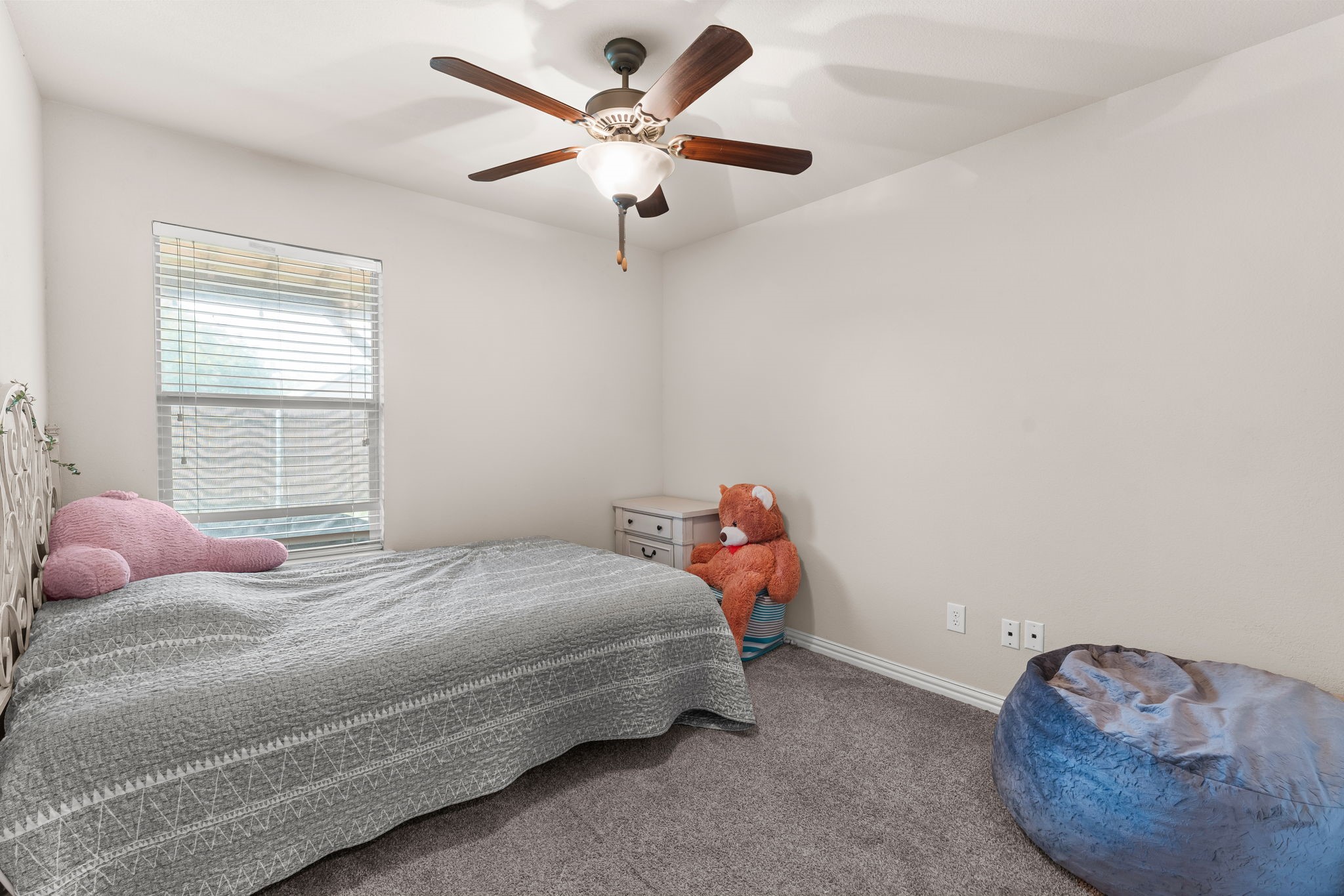 1341 Hearthstone Drive Burleson TX 76028