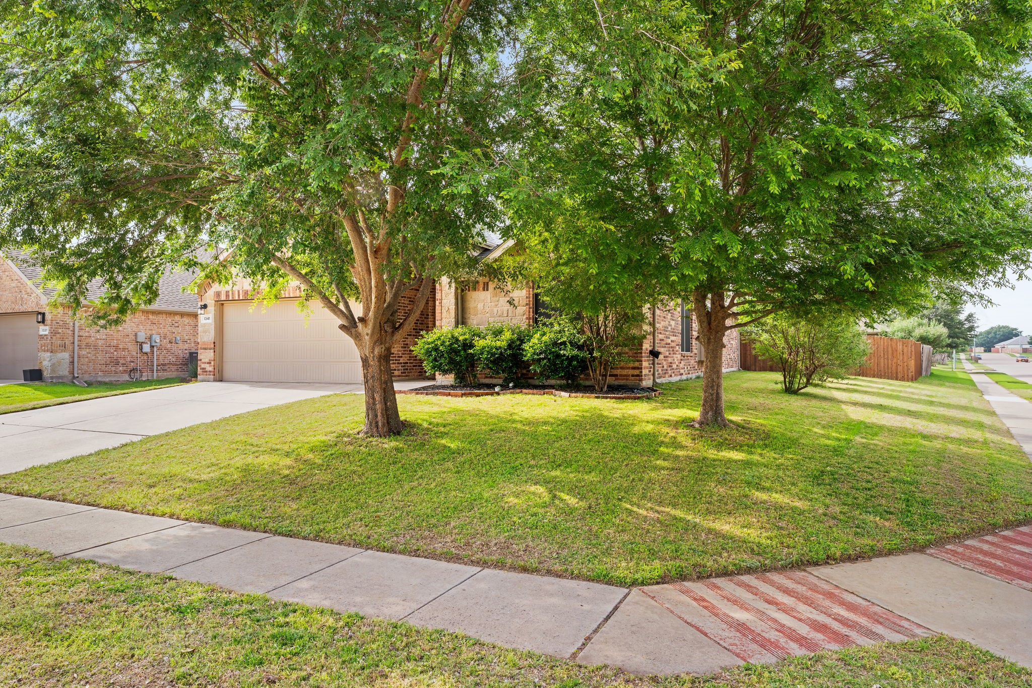1341 Hearthstone Drive Burleson TX 76028