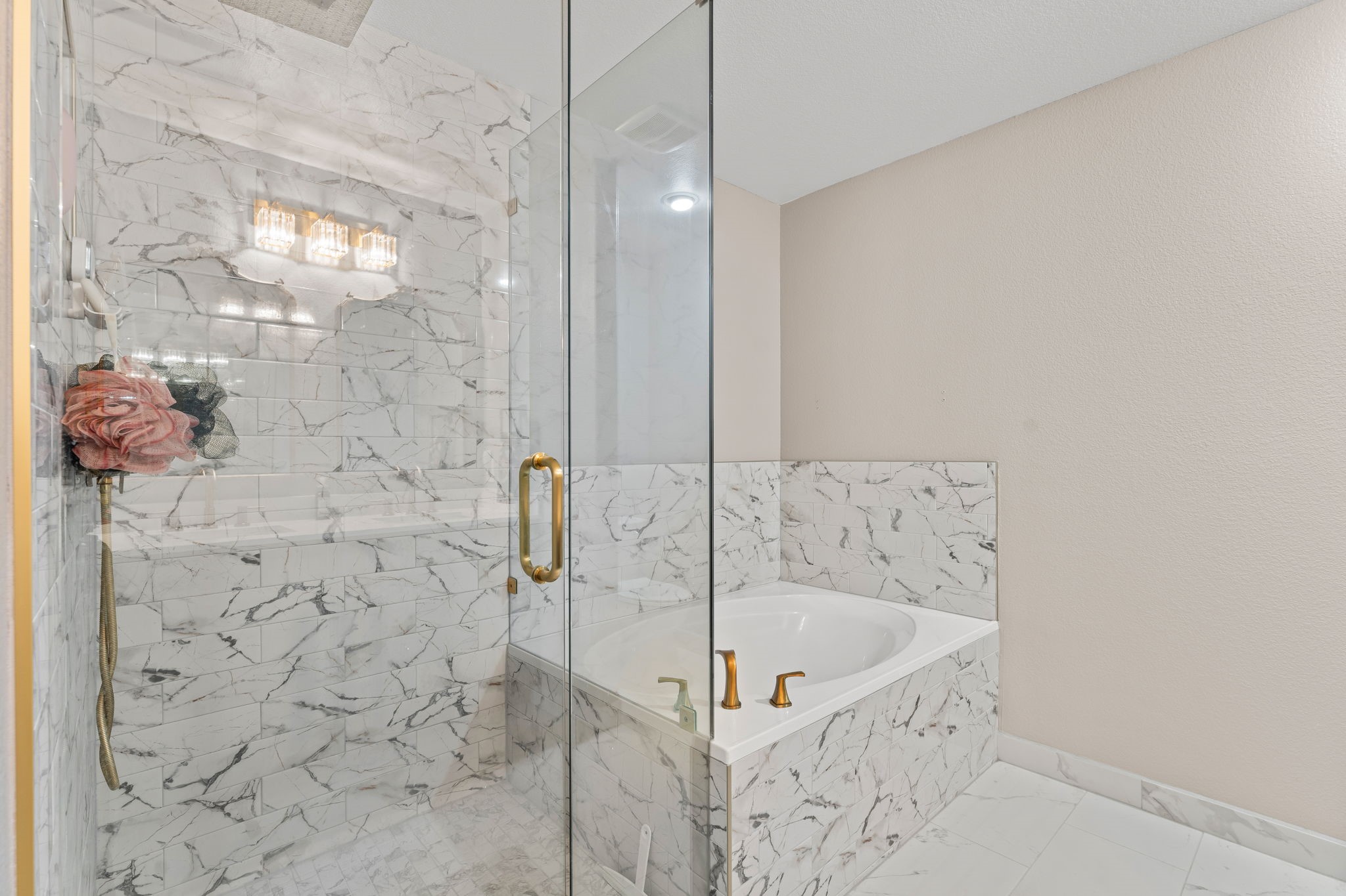 1341 Hearthstone Drive Burleson TX 76028