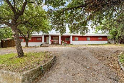 8512 Berend Court Benbrook TX 76116
