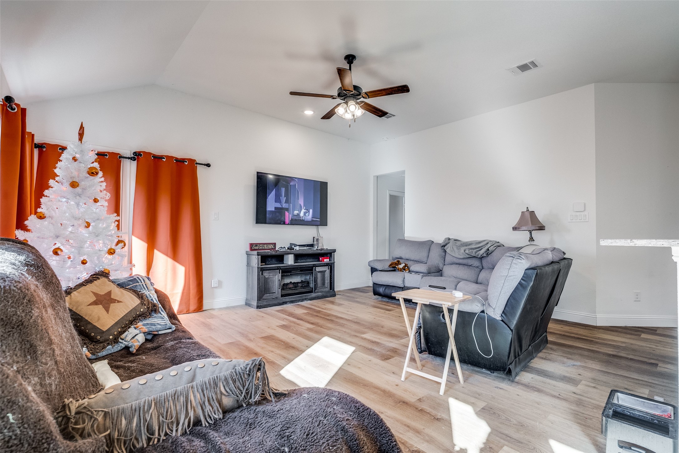 1402 Dry Creek Drive Cleburne TX 76033