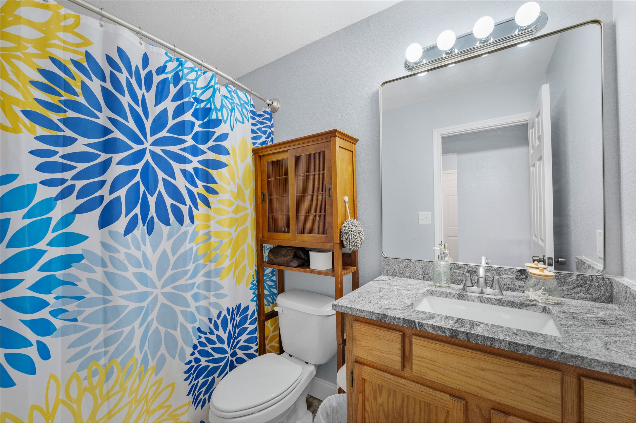 407 W Mesquite Street Gunter TX 75058