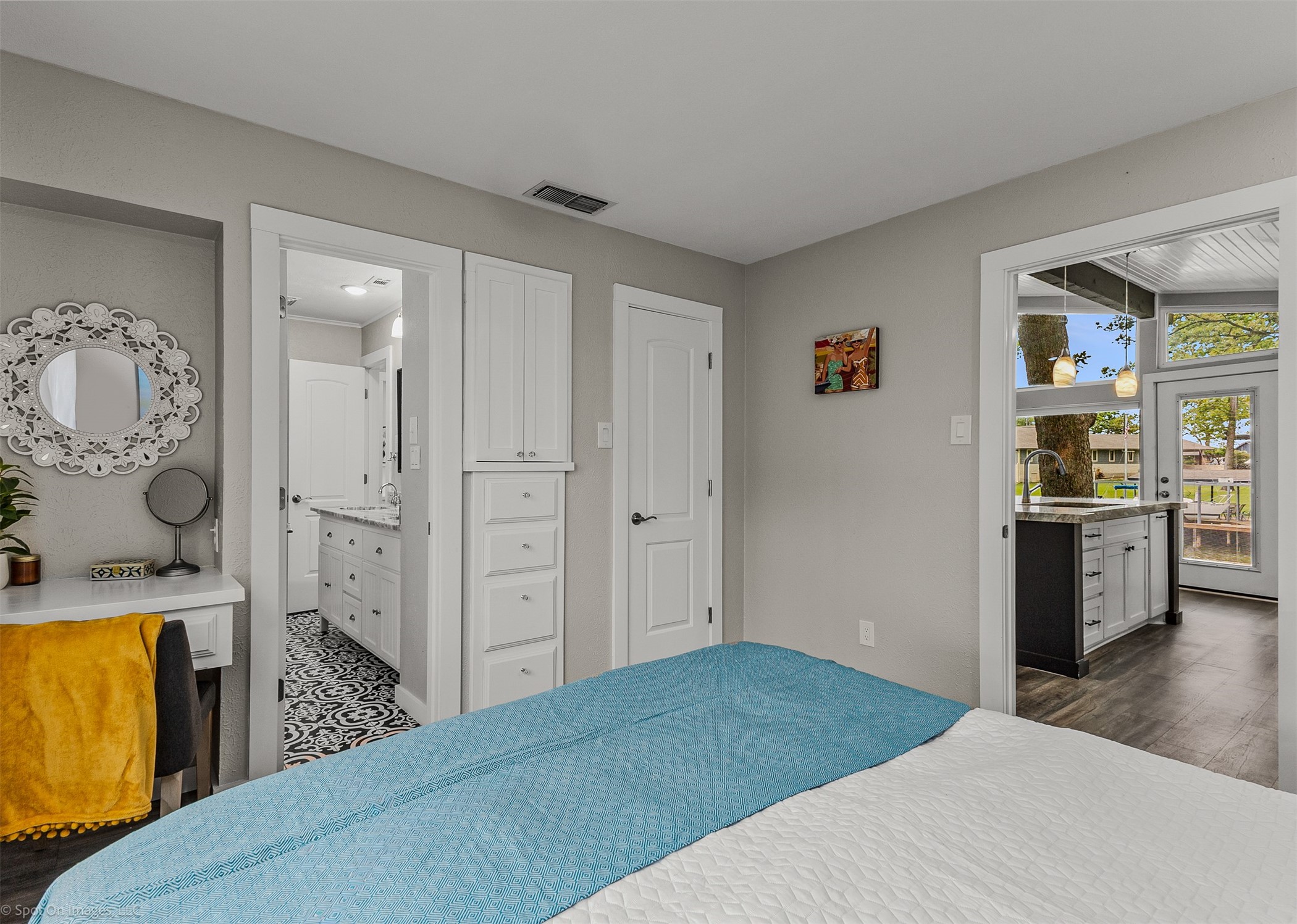 2516 Wildwood Way Tool TX 75143