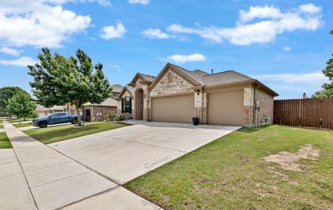 1629 Suncatcher Way Fort Worth TX 76052