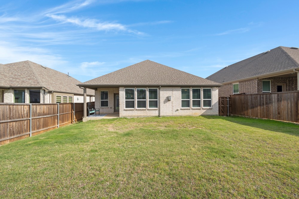 9613 Trailway Drive Oak Point TX 75068