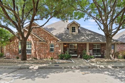 951 Briar Oaks Drive Rockwall TX 75087