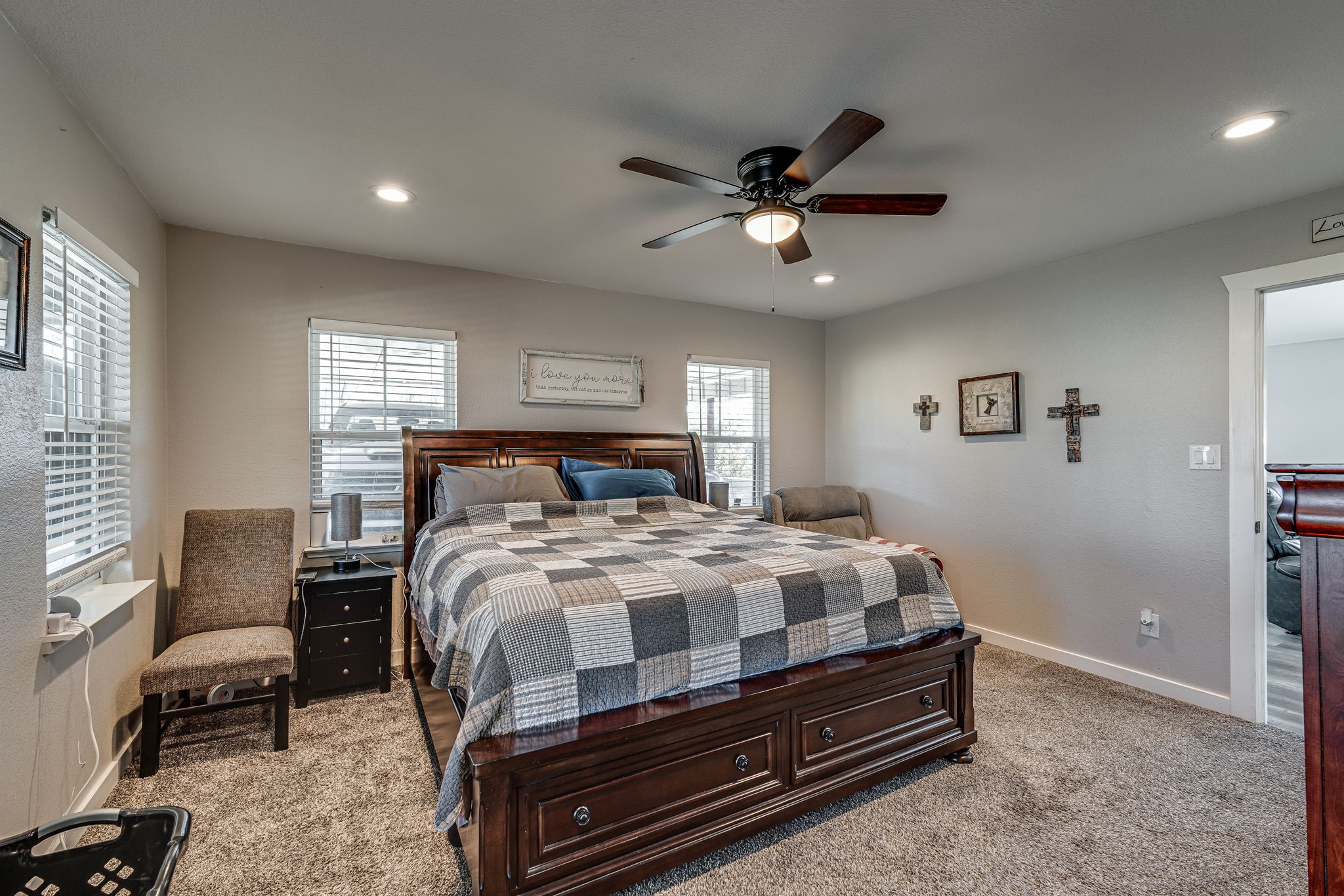 205 Newman Road Ennis TX 75119