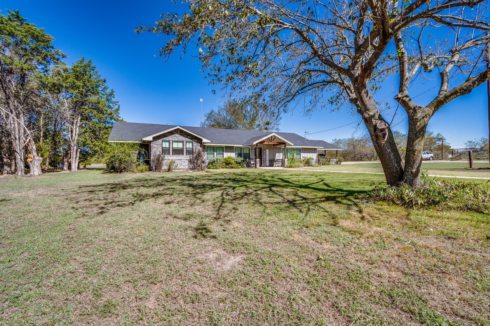 205 Newman Road Ennis TX 75119