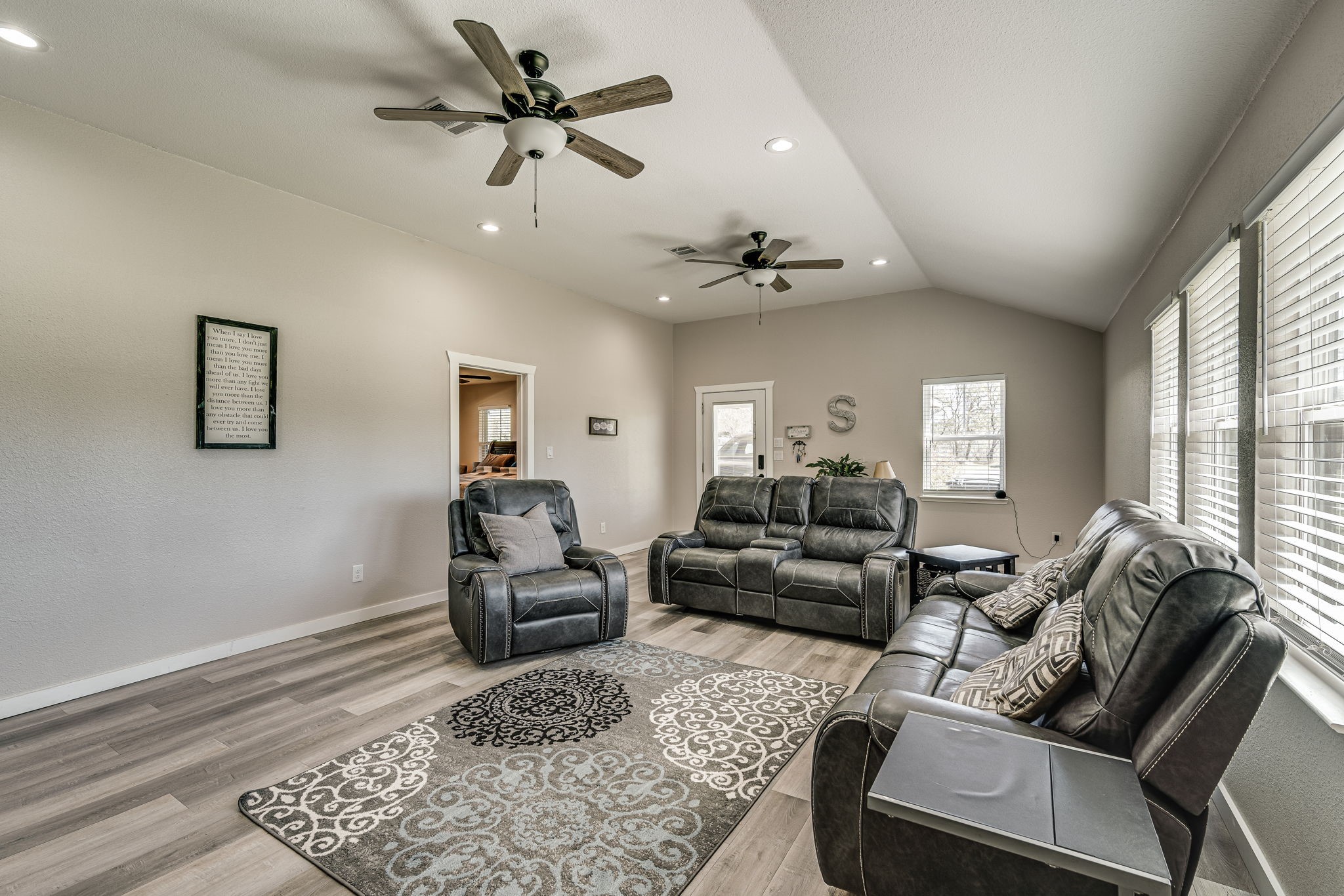 205 Newman Road Ennis TX 75119