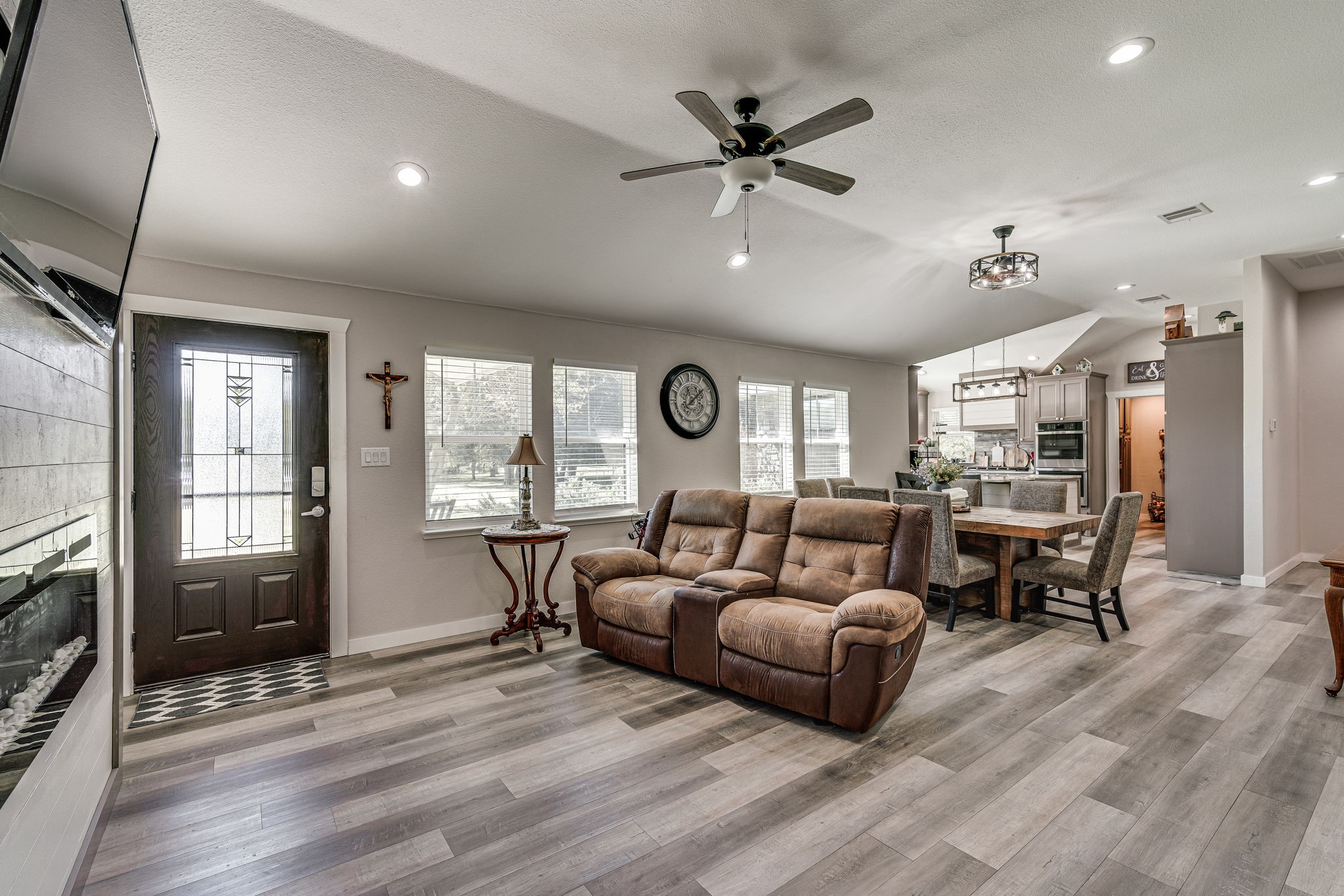 205 Newman Road Ennis TX 75119