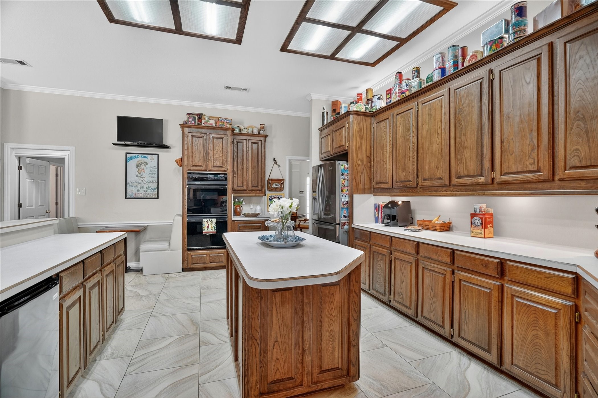 1408 W Cleburne Road Crowley TX 76036