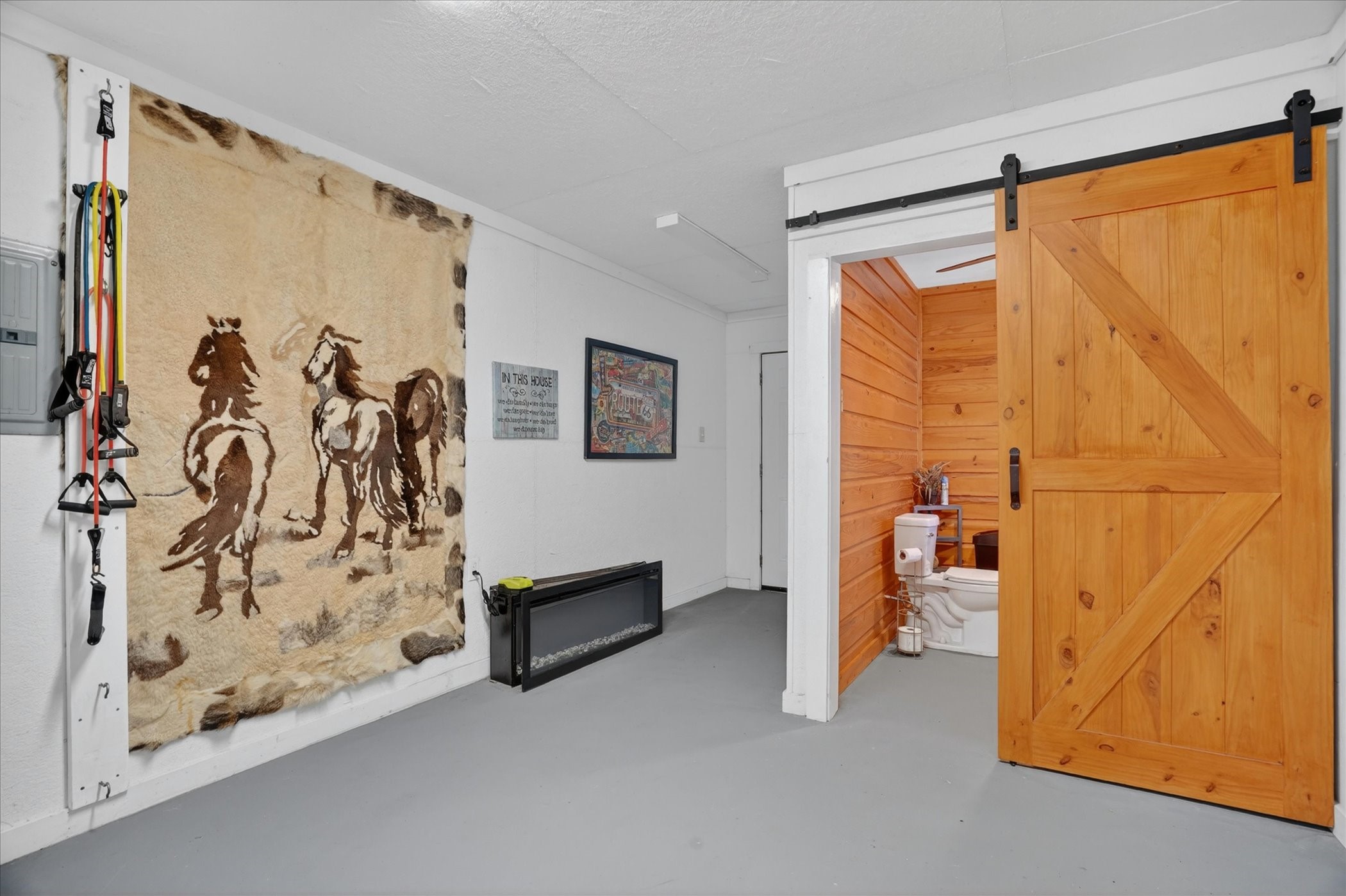 1408 W Cleburne Road Crowley TX 76036