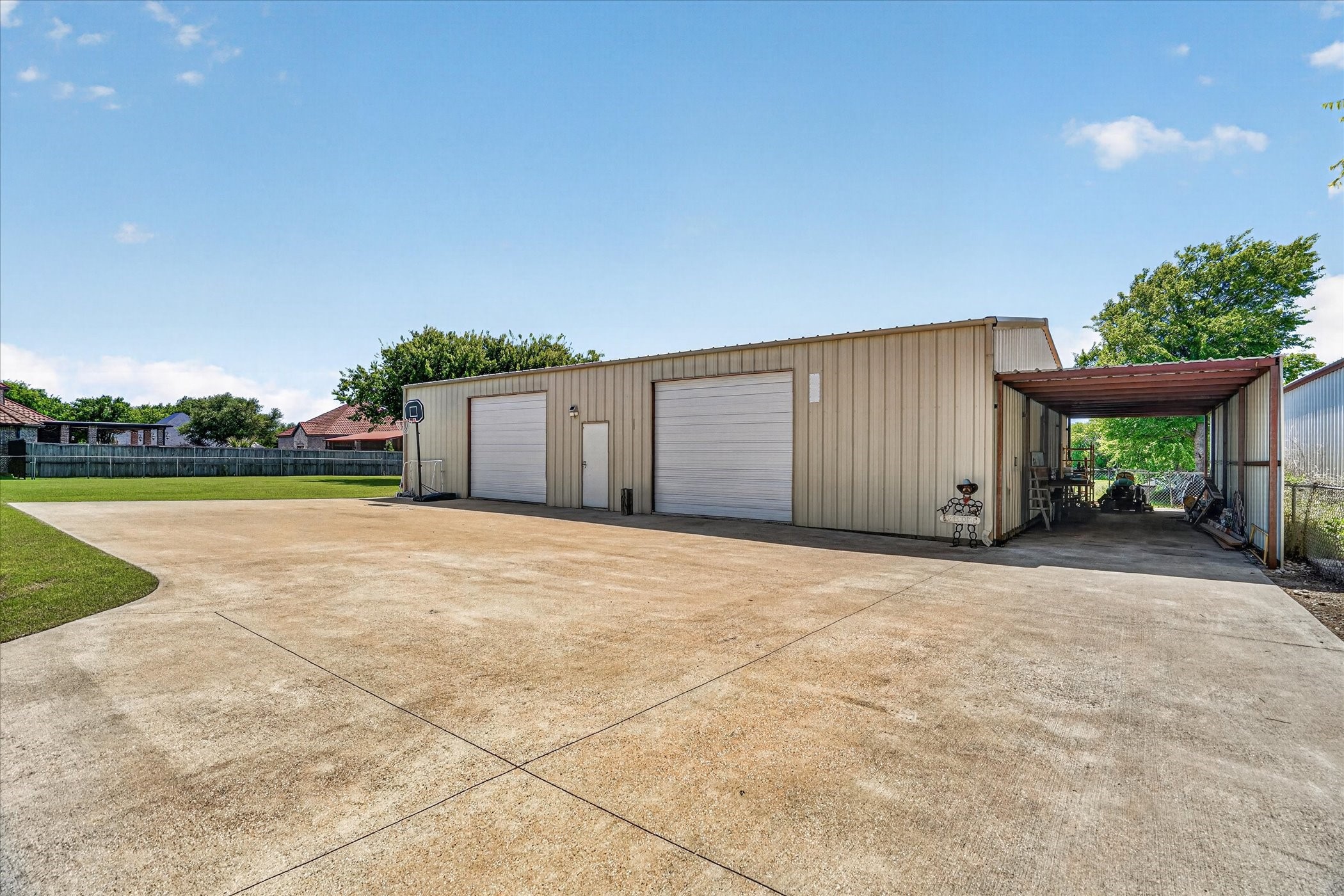1408 W Cleburne Road Crowley TX 76036
