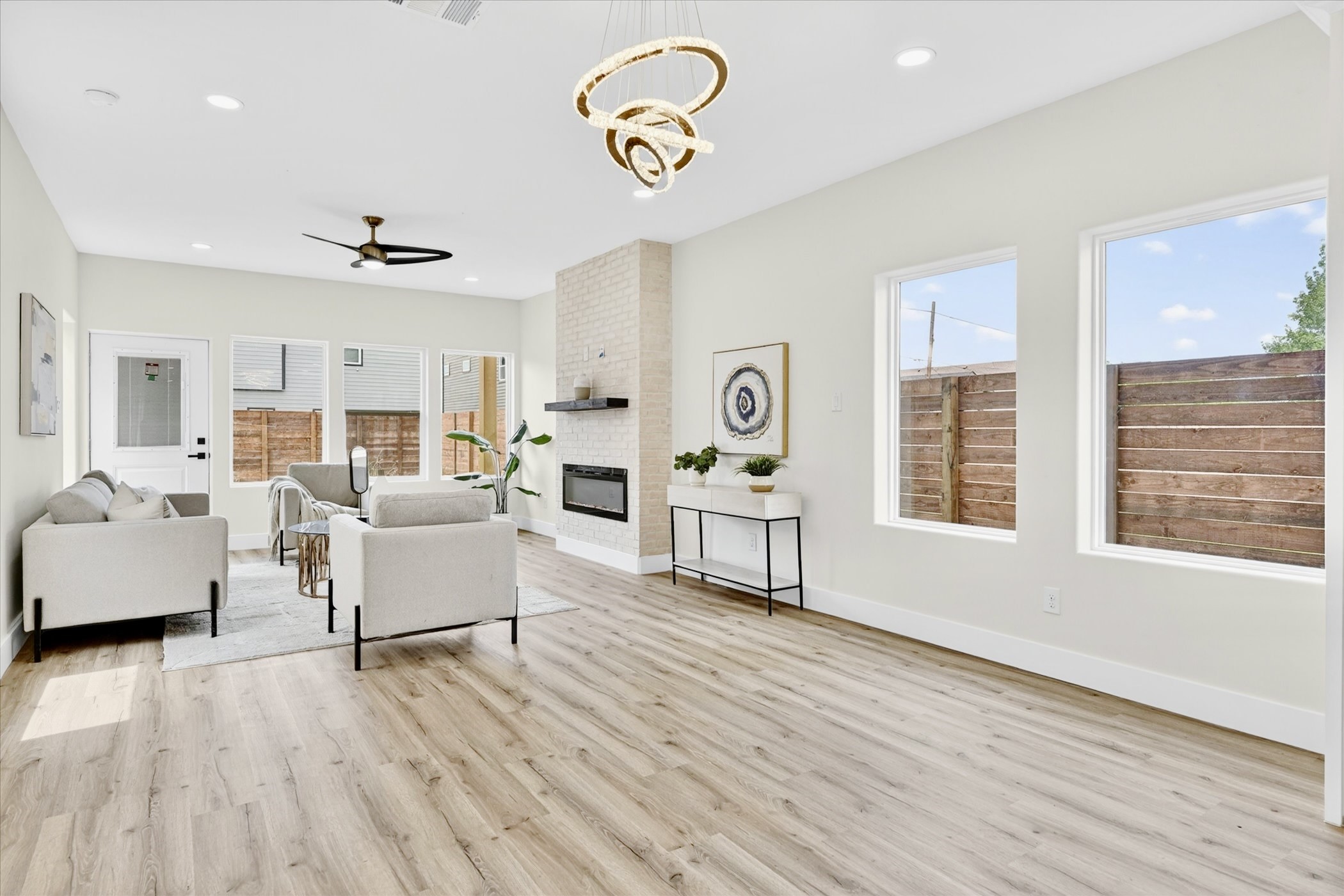 2505 Pennsylvania Avenue Dallas TX 75215
