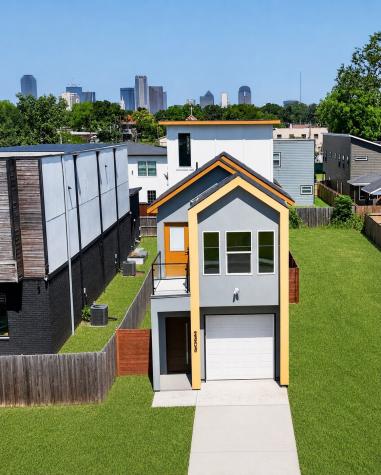 2505 Pennsylvania Avenue Dallas TX 75215