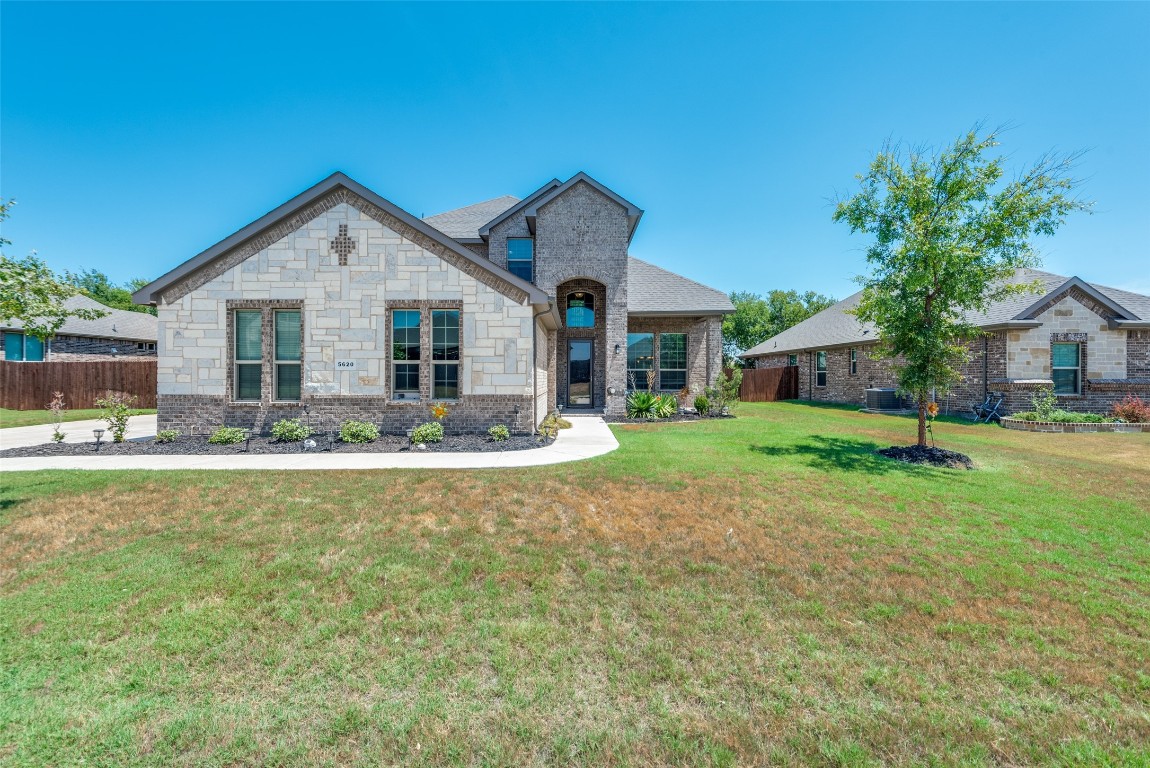 5620 Briana Drive Midlothian TX 76065
