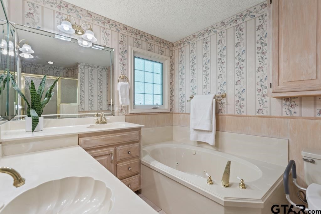 1656 Pineview Lane Hideaway TX 75771