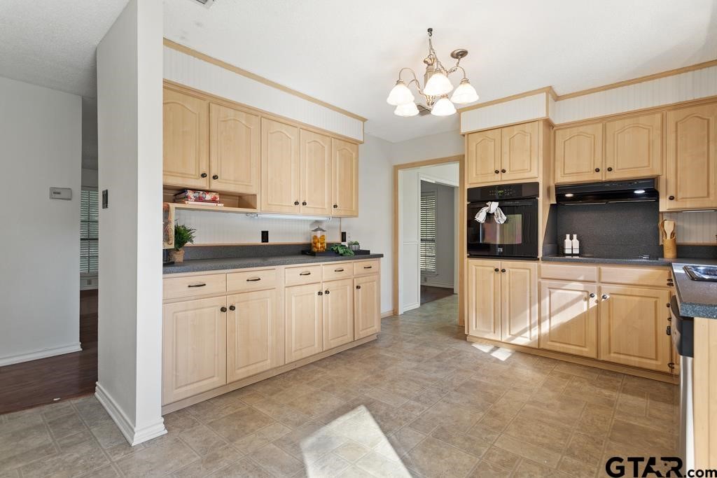 1656 Pineview Lane Hideaway TX 75771
