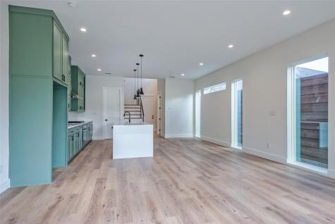 519 Mount Auburn Avenue Dallas TX 75223