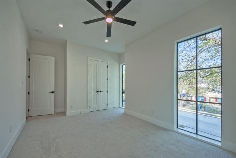 519 Mount Auburn Avenue Dallas TX 75223