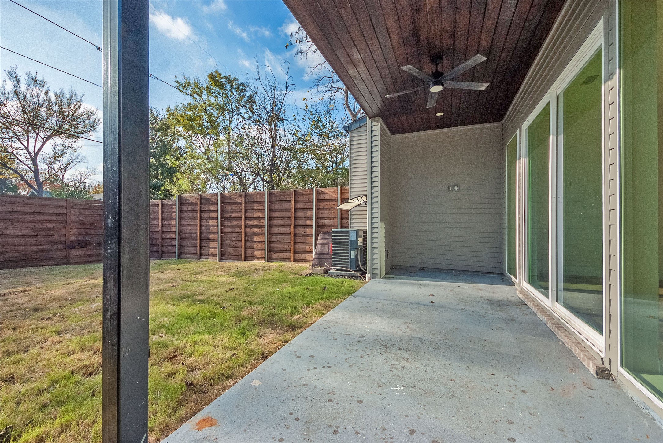 519 Mount Auburn Avenue Dallas TX 75223