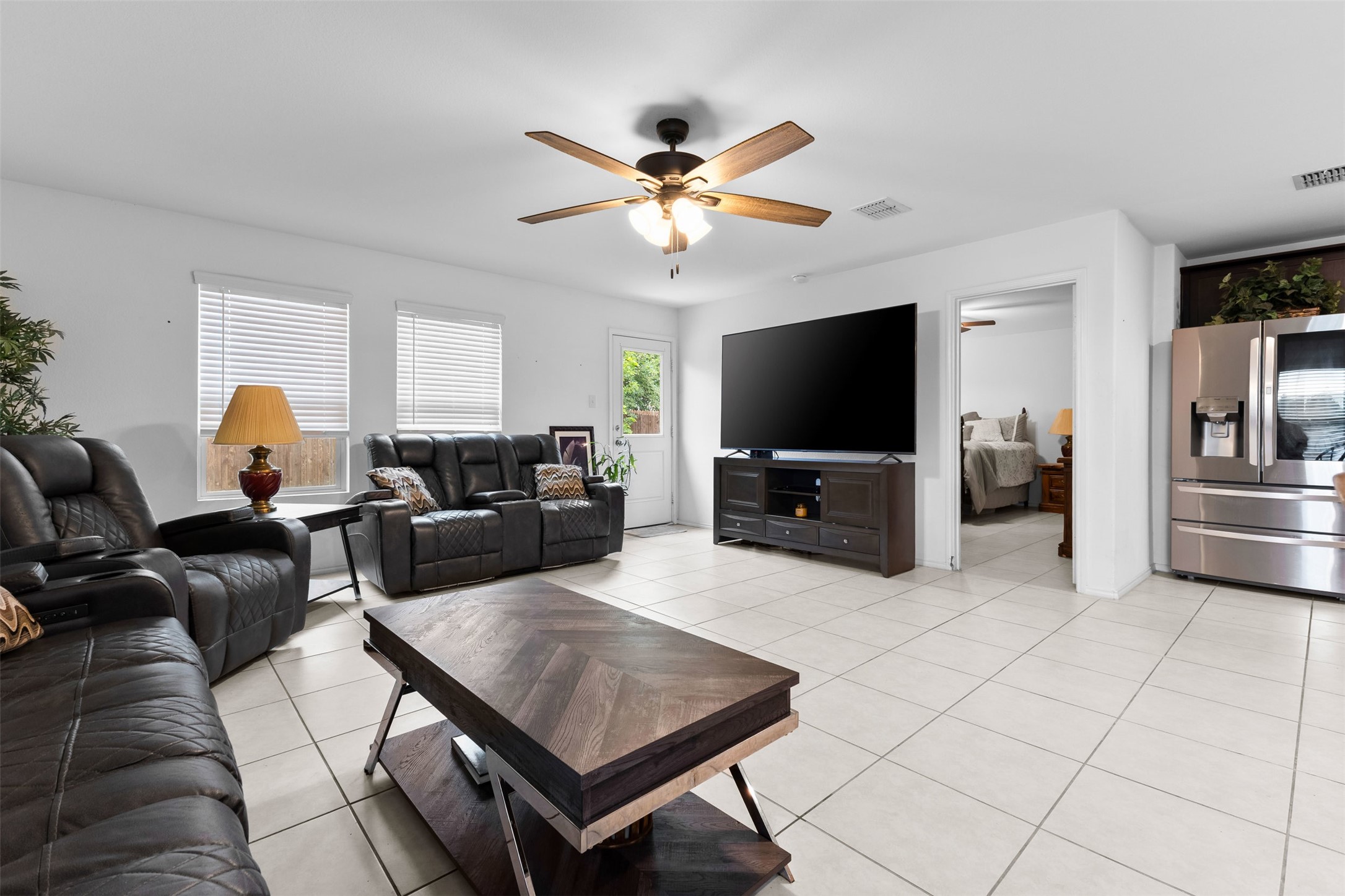 900 Odlozil Lane Ennis TX 75119