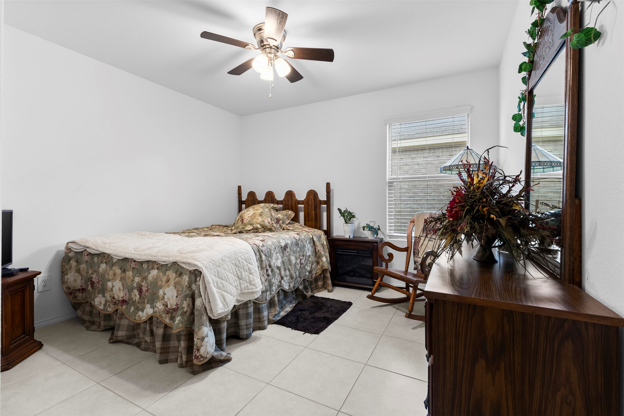 900 Odlozil Lane Ennis TX 75119