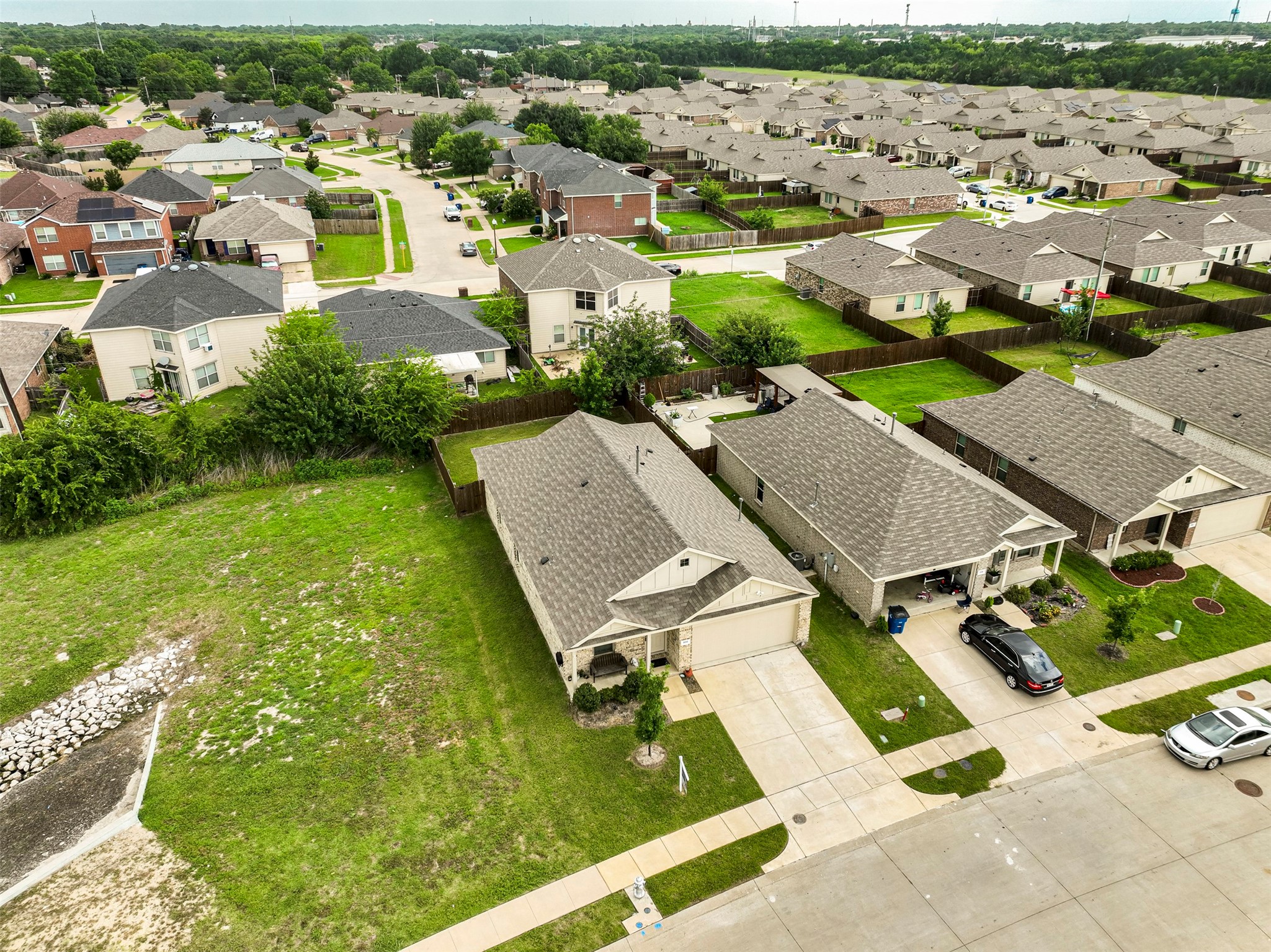 900 Odlozil Lane Ennis TX 75119