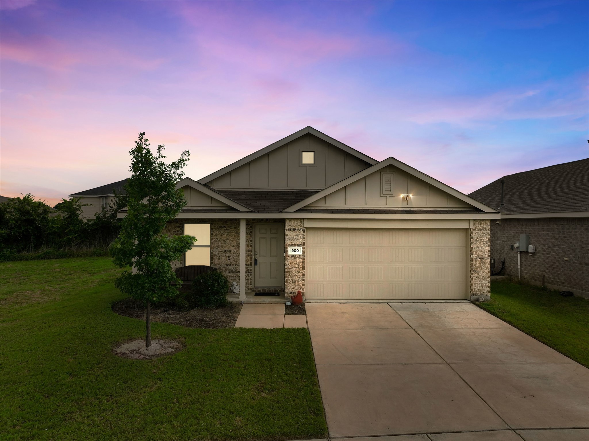 900 Odlozil Lane Ennis TX 75119