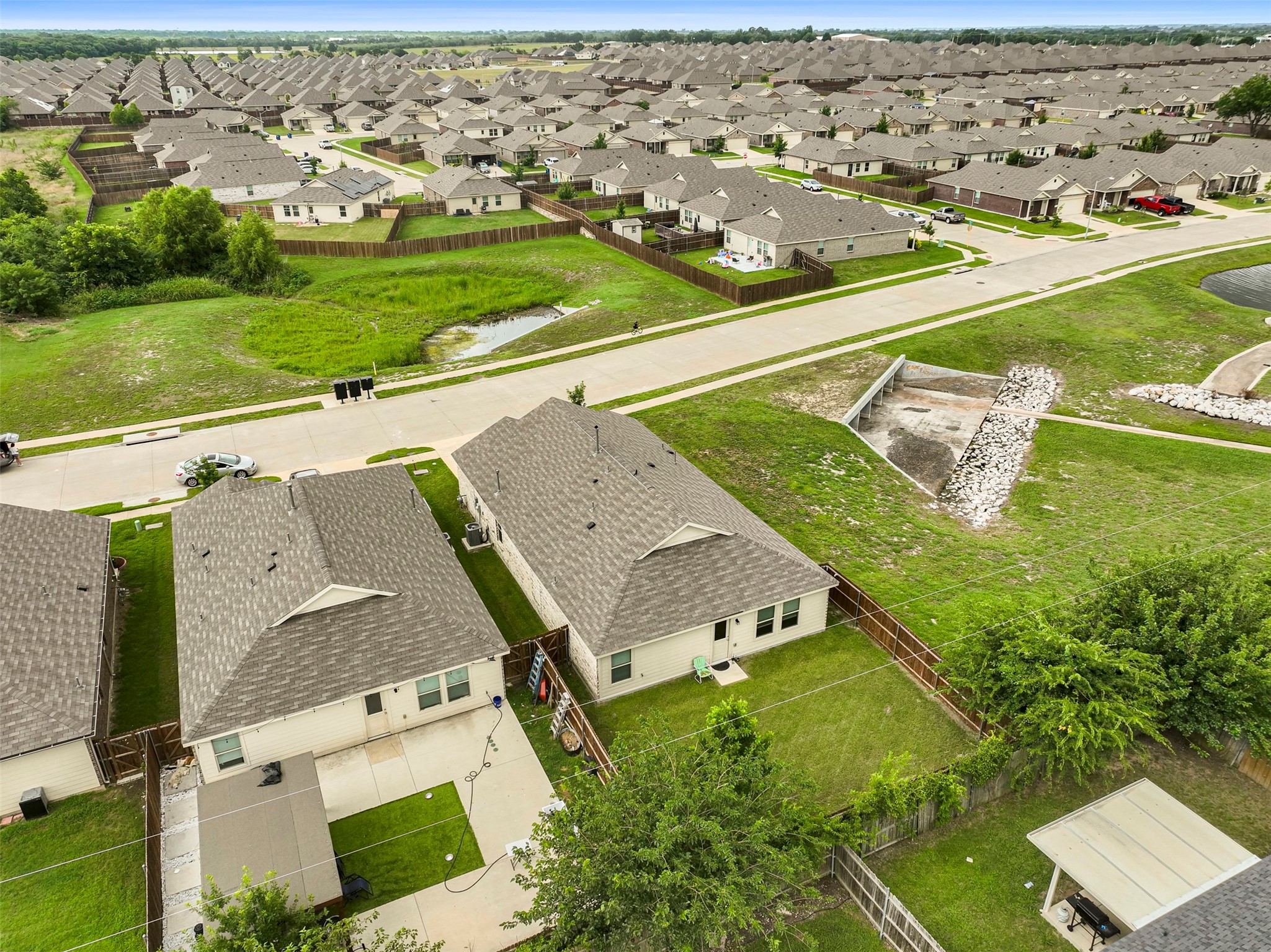 900 Odlozil Lane Ennis TX 75119
