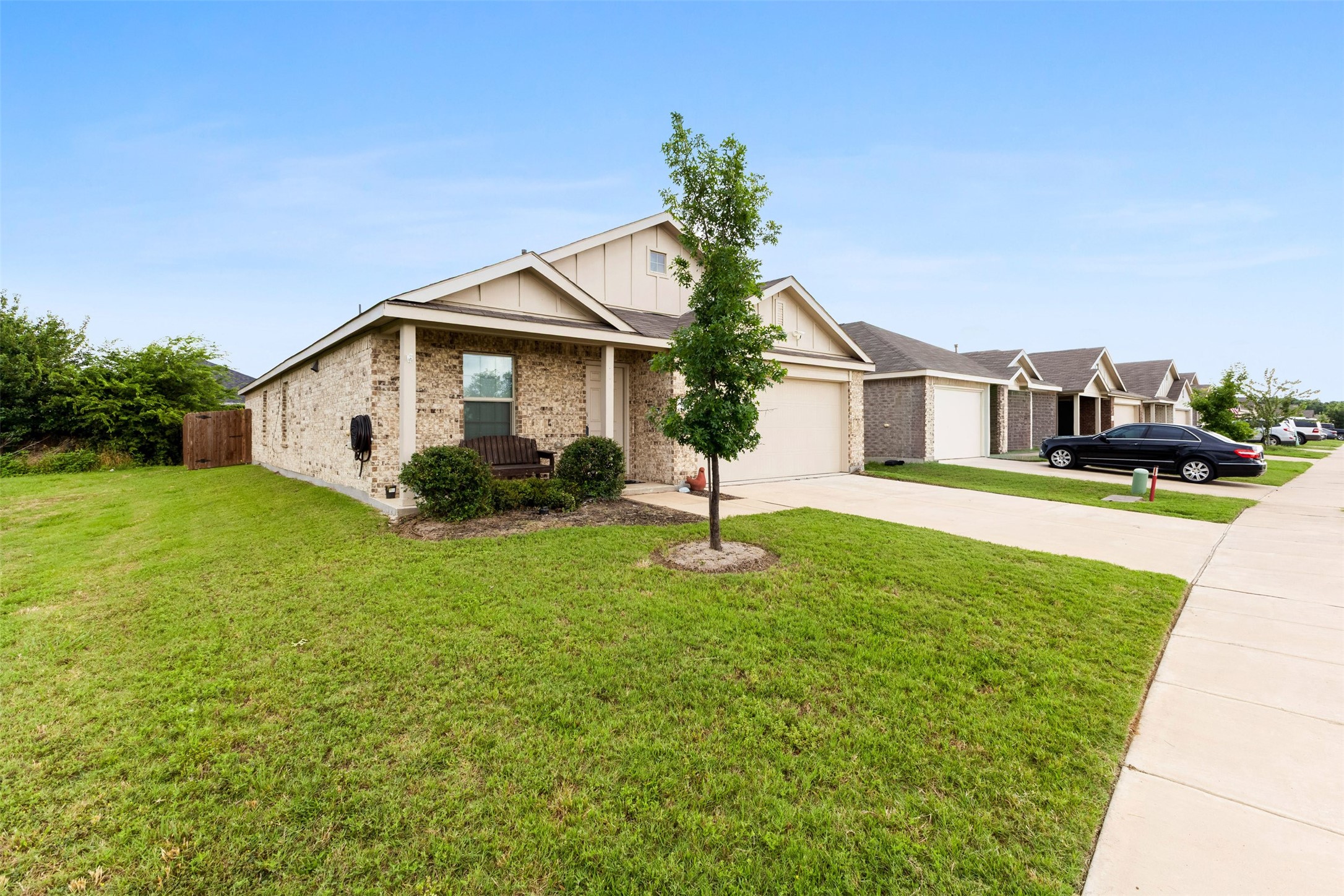 900 Odlozil Lane Ennis TX 75119