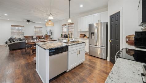 318 W Willingham Street Cleburne TX 76033