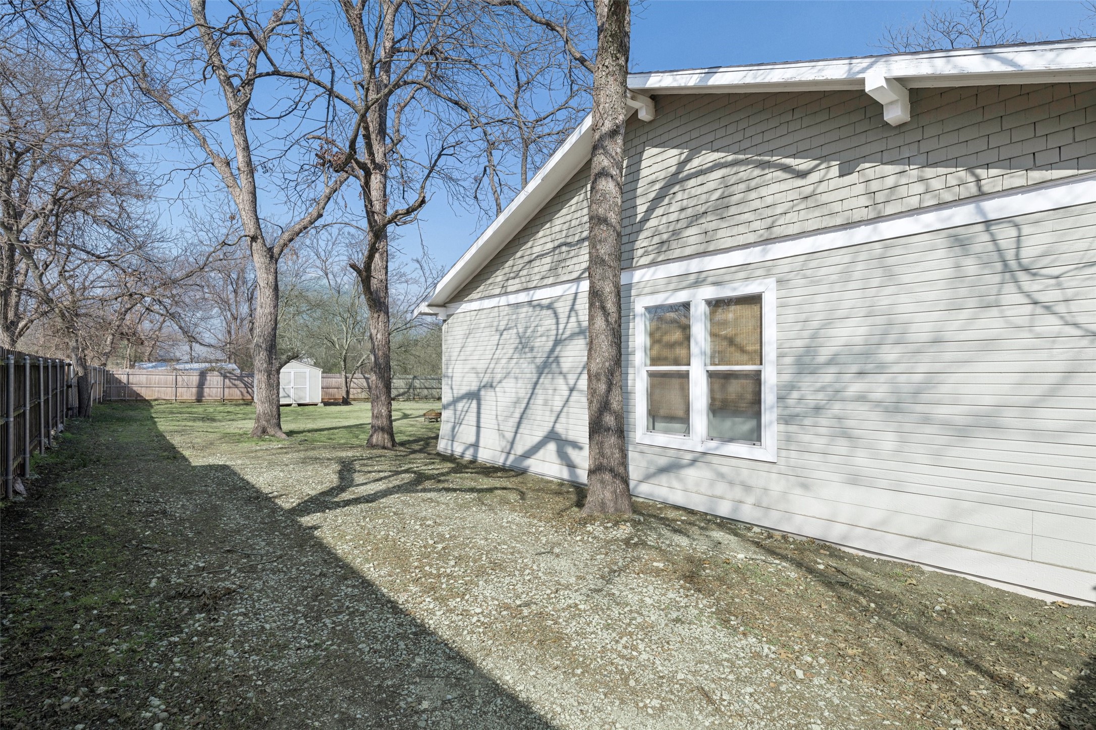 318 W Willingham Street Cleburne TX 76033