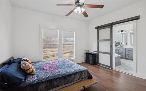 318 W Willingham Street Cleburne TX 76033